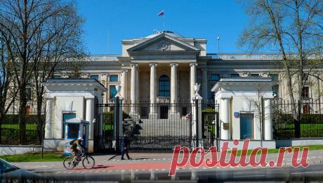 В Польше открыли выставку о похищенном у России золоте скифов. В Варшаве открылась выставка о похищенном у России скифском золоте. Об этом сообщает посольство России в Польше в своем Telegram-канале. Экспозиция получила название "Крымское золото: "цивилизованная" Европа грабит ...