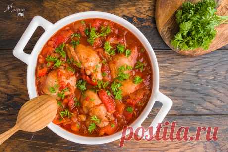 Вкуснейшая курица по-итальянски, тушеная с болгарским перцем — Готовим дома