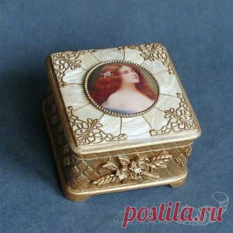 Купить Шкатулка &quot;Прелестница&quot;, бронза, перламутр - шкатулка, бронза, металл, чеканка, перламутр, шкатулка для украшений