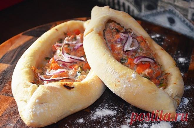 Пиццы Лодочки с мясом и овощами - пошаговый рецепт с фото - как приготовить - ингредиенты, состав, время приготовления - Дети Mail.Ru