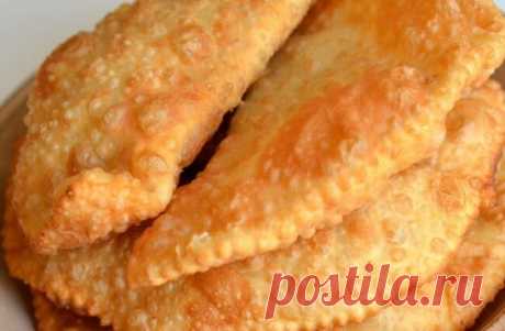 "Крымские" чебуреки - старый рецепт, но от этого не менее вкусный