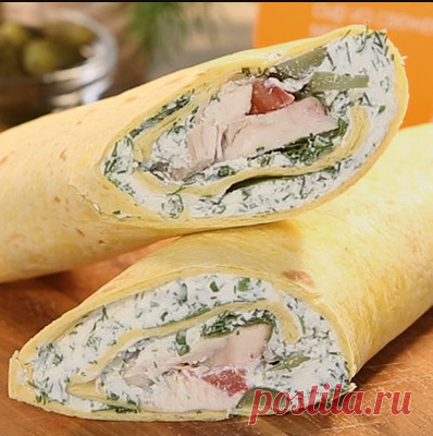 Ролл из лаваша с курицей и сыром