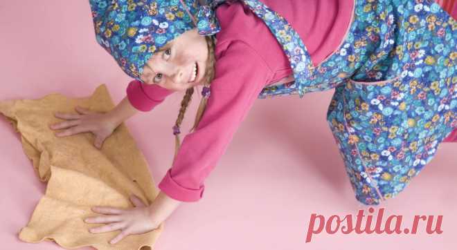 Приучаем ребенка к уборке: 7 советов, которые работают со всеми . Милая Я Мы все мечтаем о чистоте и порядке в доме, но в случае с детьми всегда проще сказать, чем сделать. Специалисты советуют начинать приобщать ребенка к уборке с ранних лет. И вот несколько идей, которые помогут вам сделать первые шаги в этом деле. Преувеличивайте! Пожалуй, сложно найти такого ребенка, которого бы не мотивировало похвала родителей. Станьте лучшим болельщиком для своих детей — такая подде...