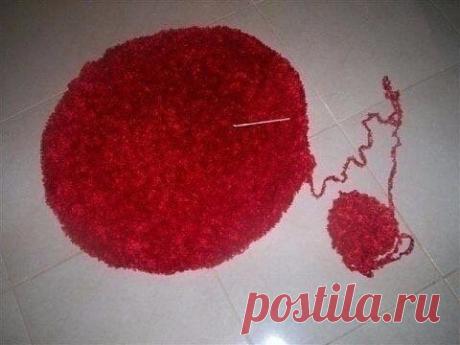 ​Пуфик из пластиковых бутылок