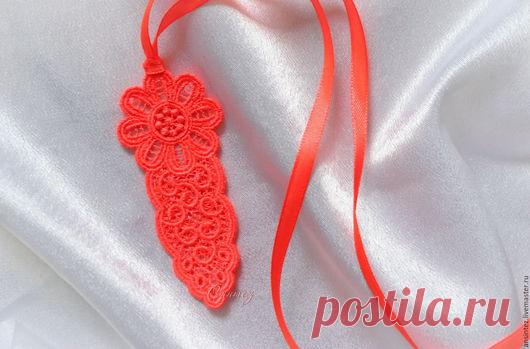 Купить книжная закладка вышитая Освещенная зарницей закладки для книг - коралловый, закладка для книги