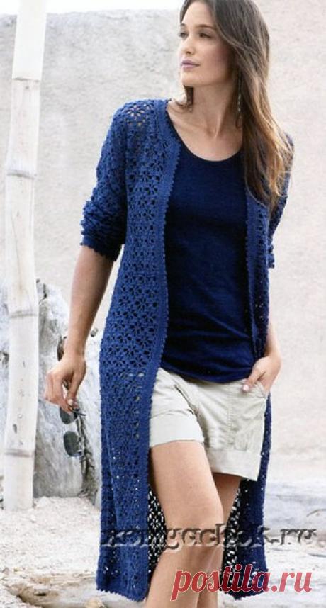 Кардиган
Размеры: 42/44 (Р1).

Для вязания жакета вам потребуется:

• пряжа Bouton d'Or: 15 мотков Surya (55% бамбуковой вискозы, 45% сои, 156 м/50 г), тёмно-синей (1164);

• крючок №2.

Узоры: ст. б/н, ст. с/н.

*...*: повторять узор, находящийся между звездочками, столько раз, сколько указано в описании, или до конца ряда, если не указано иначе.

2 ст. с/н, закрытых вместе: *1 накид, ввести крючок в 1 п., 1 накид, вытянуть петлю, 1 накид, протянуть нить через 2 п.*, повт...