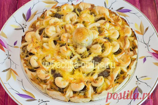 Хризантема — пирог с фаршем и сыром. И красиво, и вкусно!