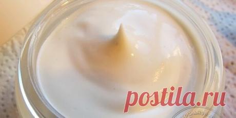 Сегодня покажу в картинках процесс как сделать крем для лица,...