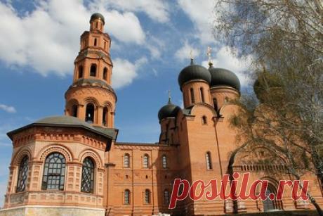 В сети появилось видео Всенощного бдения Патриарха Кирилла в монастыре Святые Кустики – UfacityNews.ru