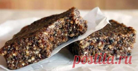 Простой и полезный десерт из гречки, который разжижает кровь, повышает гемоглобин, очищает сосуды от холестерина В чем польза такого десерта. В составе гречки – растительный белок, который по своей ценности и составу приближается к животному белку.
Показать полностью...
Гречневая каша содержит большое количество полезных витаминов и микроэлементов, в том числе и железо.
Все это способствует улучшению кроветворения, а значит, нормализации уровня гемоглобина.
Именно поэтому людям, страдающим ане…