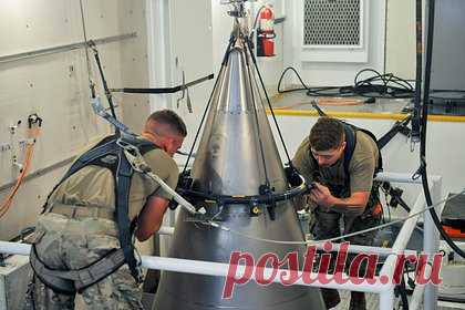 Вице-президент США объяснил причину решения Трампа по ядерным испытаниям