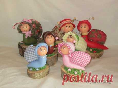 Забавные игольницы УЛИТКИ из холодного фарфора