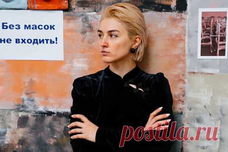 Лишенная детей из-за цвета волос дагестанка обвинила бывшего мужа в избиении. Лишенная детей из-за цвета волос жительница Дагестана Нина Церетилова обвинила бывшего мужа и его родню в избиении. Ее экс-супруг Магомед заявил, что заболел COVID-19. Женщина, опасаясь за здоровье детей, вместе с врачом детской поликлиники приехала к родителям Магомеда в Буйнакск, чтобы взять тесты.