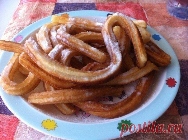 Чуррос - Пошаговый рецепт с фото своими руками Чуррос - Простой пошаговый рецепт приготовления в домашних условиях с фото. Чуррос - Состав, калорийность и ингредиенти вкусного рецепта.