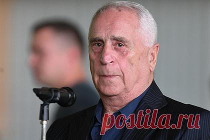 Ветеран «Спартака» назвал игру команды в матче с ЦСКА «скотством». Бывший вратарь «Спартака» и сборной СССР Анзор Кавазашвили высказался о поражении команды в матче чемпионата России от ЦСКА. Он назвал результат и игру, показанную красно-белыми, «скотством». ЦСКА обыграл «Спартак» со счетом 1:0. Единственный мяч забил форвард армейцев Антон Заболотный.