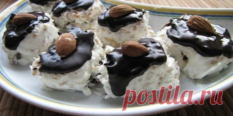Творожные роллы с черносливом и миндалем | Кулинария
