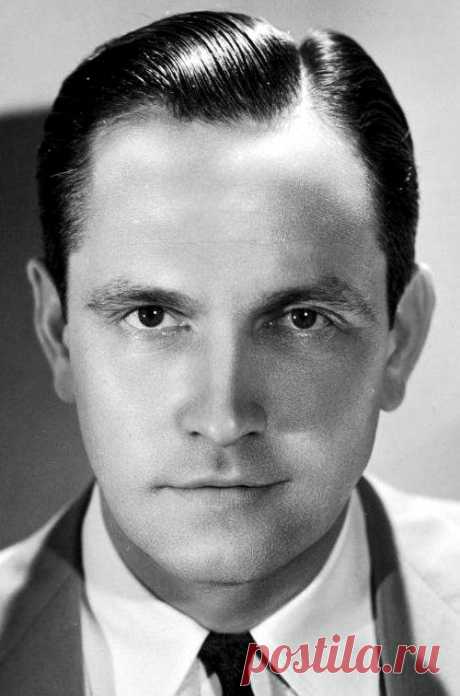 Фредрик Марч (Fredric March)
- 31 августа, 1897
 • 14 апреля 1975