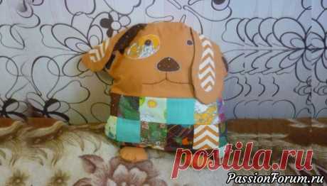 Подушка под ушко "Пес Барбоскин". МК из архива форума - запись пользователя Рина_Модератор (Ирина) в сообществе Шитье в категории Домашние мелочи своми руками Эта работа и мастер-класс созданы участницей   форума&nbsp;фрося (Лидия Позднякова) &nbsp;для конкурса&nbsp;Символ 2018 года   Для подушки необходимо : 1 однотонный материал (желтый, коричневый.)2.