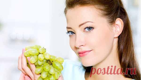 Маска с киви и винограда для сияющей кожи - Интересный блог Ваша кожа будет выглядеть и чувствовать себя свежей и сияющей! Эта маска очень полезна для кожи. Она сделает ее сияющей, яркой и ластичной! Эта маска