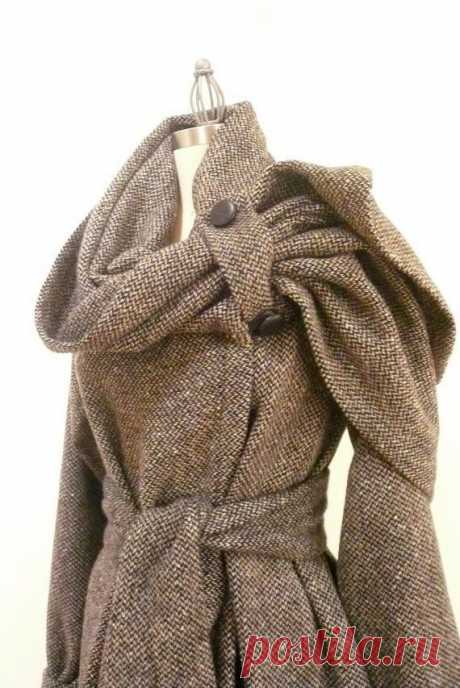 Maria Severyna Black Tan Off White Tweed Italian Wool thread Jacket Coat…