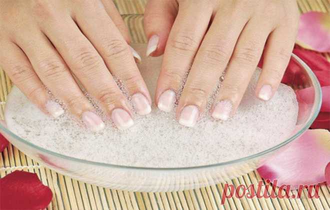 Как быстро избавиться от воспаления и вирусов, а также улучшить кровообращение и уничтожить грибок ногтей. Одно средство от множества проблем. Излюбленная многими приправа – гвоздика, очень часто используется нами для приготовления вкусных блюд. Ее восхитительный аромат и изысканный вкус придает нашей пище некую пикантность. Но, богатая эфирными маслами и питательными веществами гвоздика, уже давно применяется