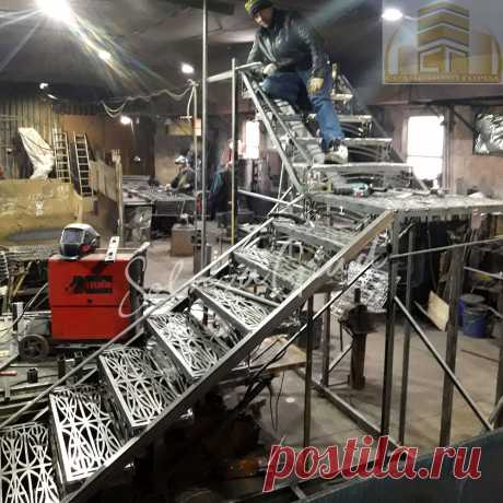 Кованая лестница. Рабочий процесс