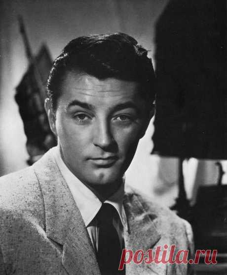 Роберт Митчем (Robert Mitchum) - 6 августа, 1917 • 1 июля 1997