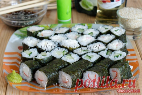Роллы с крабовыми палочками Рецепт приготовления роллов с крабовыми палочками и свежим огурцом. Если вам нравится японская кухня, то такое блюдо, как роллы вы наверняка уже пробовали и хотите приготовить его дома самостоятельно – этот простой рецепт для вас.