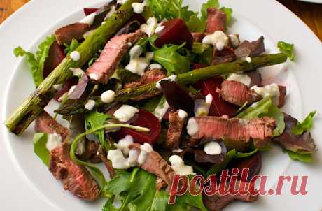 Мясные салаты, которые можно приготовить из стейка