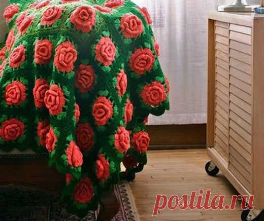 Плед из квадратных мотивов с ирландским цветком