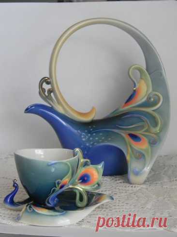 Vintage Franz Kathy Ireland Peacock Splendor Porcelain Tea Pot, Tea Cup, & Saucer Colorful Blue Peacock Multi Color Tea Set