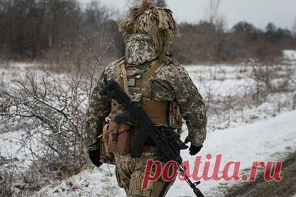 Военный эксперт оценил положение украинской армии после потери Соледара. Военный эксперт Владислав Шурыгин рассказал, что Вооруженные силы Украины оказались в сложном положении после потери Соледара. По оценкам эксперта, украинская армия понесла большие потери, а также «взламывание» центрального узла обороны. Он отметил, что для контрудара у украинской армии есть силы.