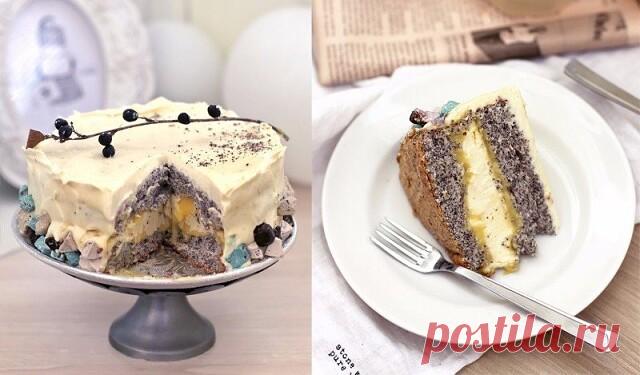 Торт с маком 

Ингредиенты: 

Ангельский бисквит: 

Сахар — 100 г 
Яичные белки — 5 шт. 
Мак — 50 г 
Мука — 50 г 
Сахарная пудра — 30 г 
Соль — 1 щепотка 
Лимонная кислота — 1 щепотка 

Апельсиновый курд: 

Пюрированные апельсины — 150 мл 
Сахар — 100 г 
Яичные желтки — 5 шт. 
Сливочное масло — 50 г 
Мука — 1 ч. л 

Крем: 

Маскарпоне — 250 г 
Сгущенное молоко — 100 г 
Сметана 26% — 80 г 
Сахар — 20 г 
Стручки ванили — 1 шт. 

Приготовление: 

1. Муку, мак и пудру перемеша...