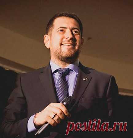 Армен Габриелян - человек , который рискуя своей жизнью подписал всю страну Иран. Топ лидер компании ORGANO GOLD!
