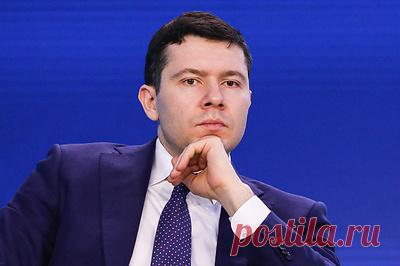 Алиханов: Россия была бы рада расширению авиасообщения с ОАЭ. Также лава Минпромторга упомянул развивающийся в России туристический проект по созданию новых курортов "Пять морей и озеро Байкал"