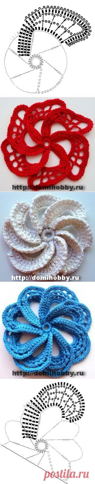 Объемные цветы крючком