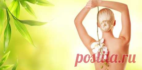 Гимнастика для позвоночника | Журнал "JK" Джей Кей Между прочим, первые два упражнения из сегодняшнего комплекса входят в утреннюю гимнастику принца Чарльза. После многочисленных падений с лошади у Чарльза часто "пересыхают" позвонковые диски - для того, чтобы вернуть их к жизни, придворный физиотерапевт Сара Ки разработала специальную гимнастику, помогающую позвоночнику быстро "напиться" и восстановиться...