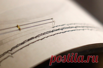 В российском городе произошло землетрясение. В Иркутске произошло землетрясение. Жители российского города ощутили подземные толчки примерно в 15:50. О разрушениях информация не поступала. Об этом сообщили в Байкальском филиале Единой геофизической службы РАН. Известно, что утром 23 августа местные жители также почувствовали землетрясение.