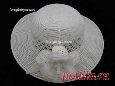 Шляпа из мерсеризированного хлопка, вяжем крючком Пряжа троицкая Астра (610м/100гр) 100% мерсеризованный хлопок.Вяжется сверху, блинчик приблизительно по этой схемеТолько я вязала столбиками с накидом и делала 12 клиньев, по две прибавки в каждом клине через ряд.Если очень волнится, можно уменьшить кол-во клиньев.Дальше вяжем этим...