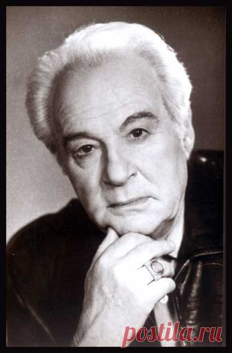 Актер советского кинематографа Кенигсон Владимир Владимирович 07.11.1907 - 17.11.1986;