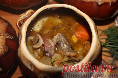 Рецепт: Куриные сердечки с овощами и грибами (в горшочке) на RussianFood.com