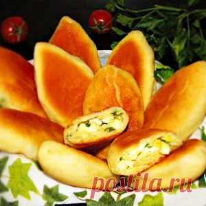 Бабушкины пирожки с рисом, луком и яйцом