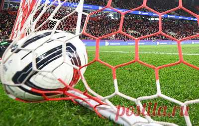 В "Рубине" отреагировали на инцидент с травмой 11-летней футболистки. Ранее появилась информация, что на ногу футболистке упали ворота во время тренировки