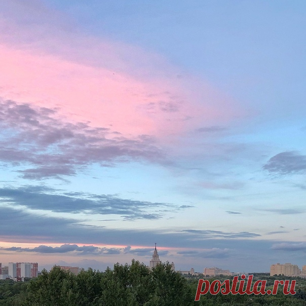 Нежный закат над Москвой

#фото@mosc1