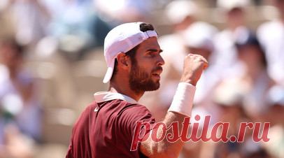 Хачанов одолел Макдональда и вышел в четвертьфинал турнира ATP в Хертогенбосе. Российский теннисист Карен Хачанов пробился в 1/4 финала турнира в Хертогенбосе (Нидерланды). Читать далее