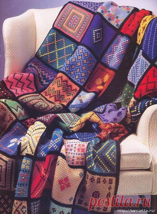 Теплый плед крючком из остатков ниток, с вышивкой. /