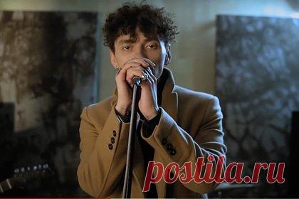 Проект «Три дня дождя» временно закрыли из-за проблем солиста группы с алкоголем. Продюсер группы «Три дня дождя» заявил о том, что проект будет закрыт на неопределенный срок из-за срыва солиста коллектива Глеба Викторова на фоне проблем с алкоголем. Медиаменеджер подчеркнул, что организм музыканта отказался работать, а его психика «лопнула», из-за чего запланированные концерты группы отменены.