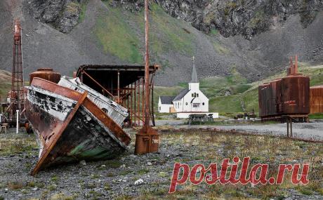 Власти признали Южные Сандвичевы острова и Бермуды недружественными. Правительство России добавило в перечень недружественных 11 заморских территорий Великобритании, которые поддержали введеные против Москвы санкции.