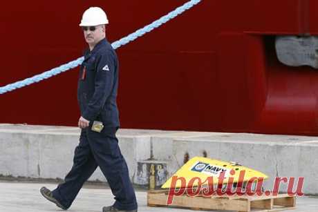 Литовцы собрали 750 тысяч долларов на три морских беспилотника Украине. Граждане Литвы смогли собрать 750 тысяч долларов на три морских беспилотника Украине, написал в Twitter литовский журналист Андирус Тапинас. По его мнению, они должны испугать российский черноморский флот. Ранее глава литовского минобороны заявил, что страна не будет передавать Украине самоходные гаубицы.