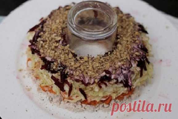 Салаты с гранатом - рецепты с курицей, пекинской капустой, ананасом